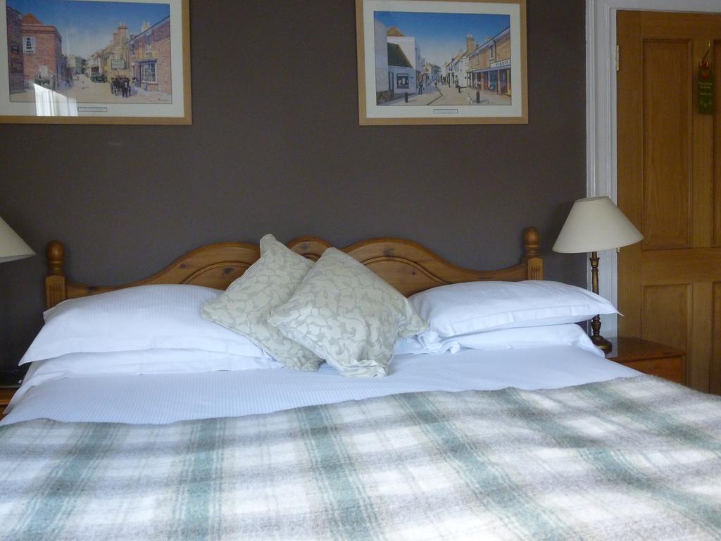 The Maples Bed & Breakfast Hythe  Room photo